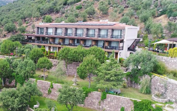 Assos Longevity Hotel