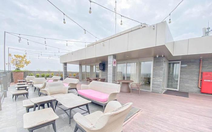Compact 1BR at Warhol (W/R) Residence By Travelio