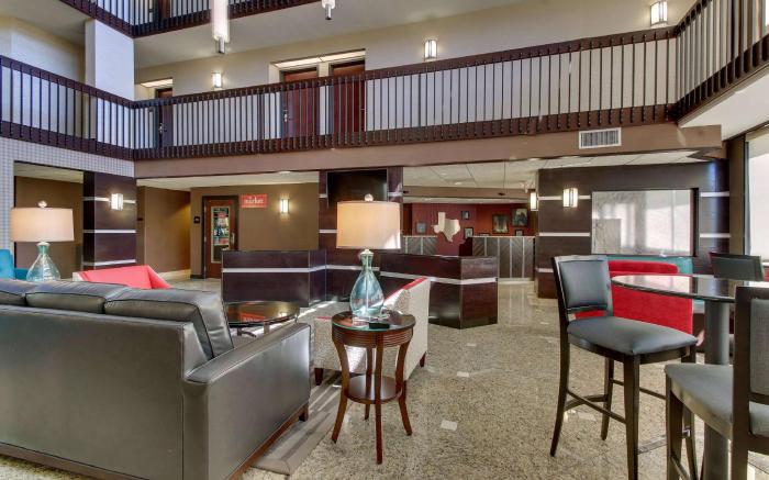 Heritage Inn Suites Houston/Sugar Land, Trademark by Wyndham