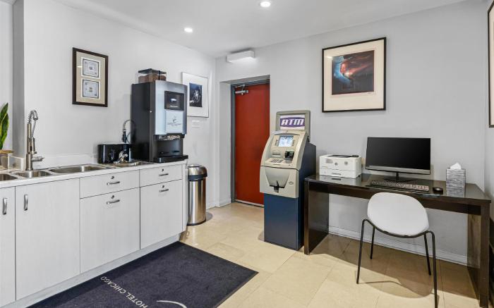 Hotel Chicago West Loop, SureStay Collection by Best Western