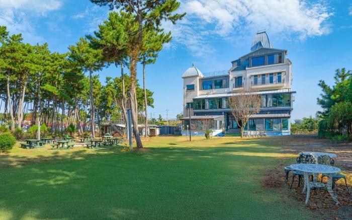 Pool Villa Linderburg