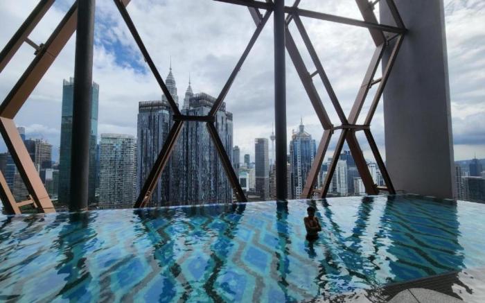 Scarletz Suites KLCC by Luxe Residence