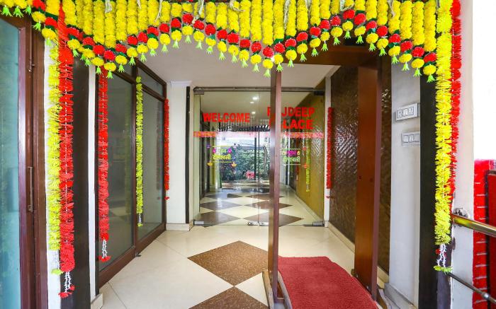 FabExpress Rajdeep Palace