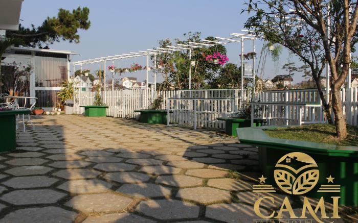 Lacami Dalat Hotel