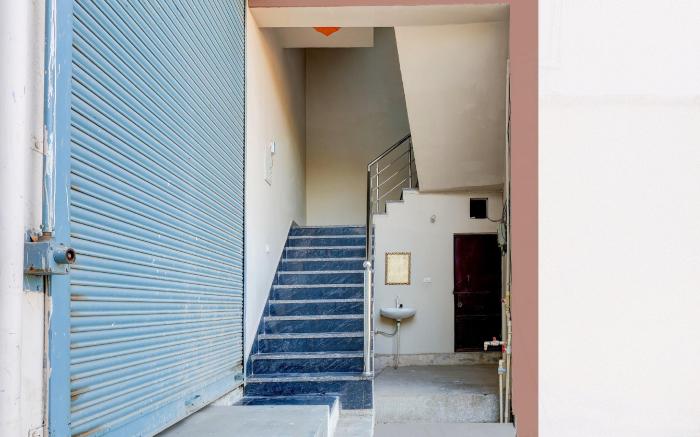 Hotel O Royal Residency