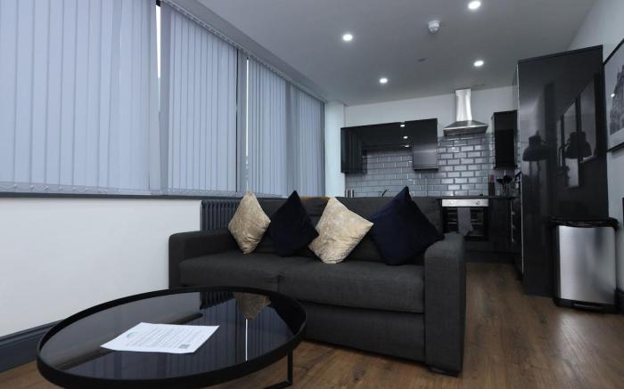 New Oxford House 2 Bedroom City Centre Apartment