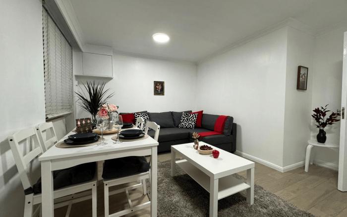 Entire Flat in Camden Town with Private Garden