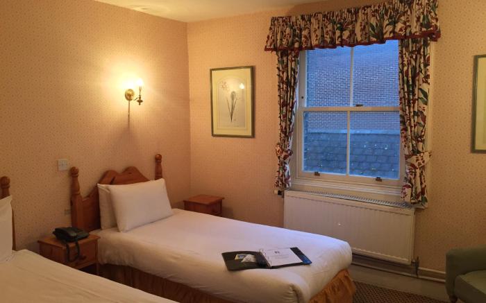RED LION HOTEL COLCHESTER