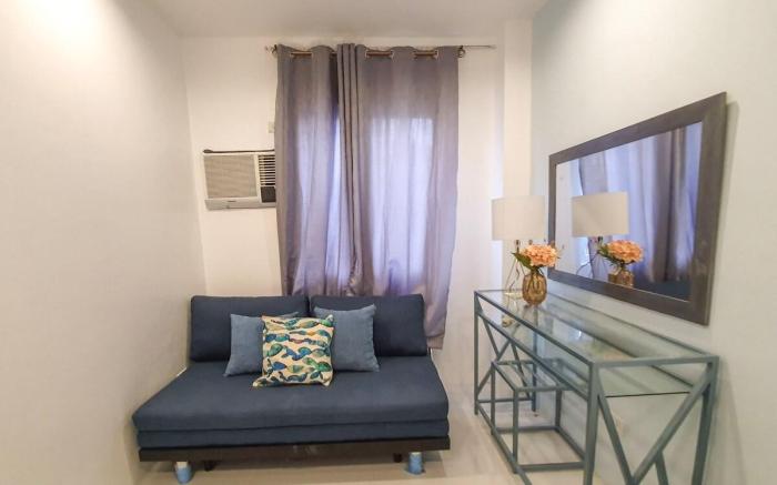 Modern Suite Above Cafe - 4 - Nato’s Residences