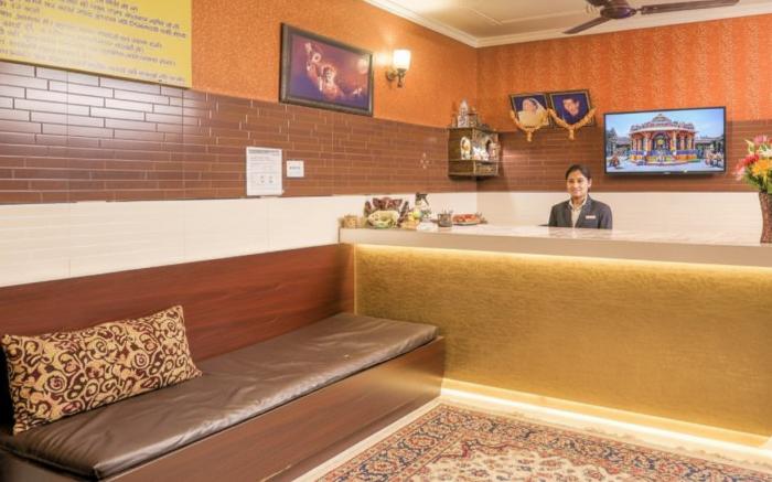 Shri Sai Guest House -Opp Azadpur Main Mandi