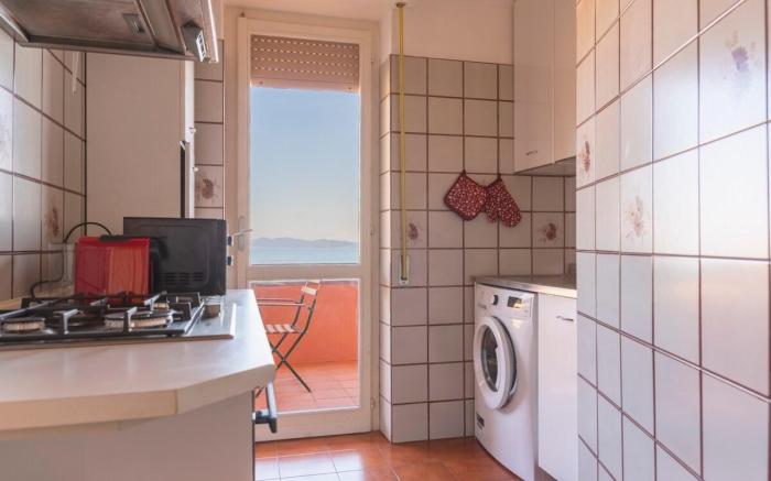 Sea View with Heating - Private Parking & Wifi