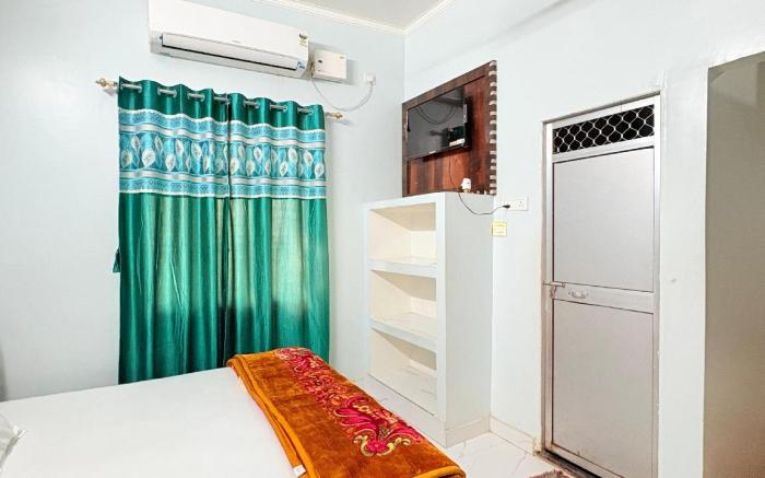 Ram bila paying guest house