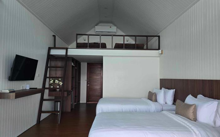 Sea Balcony Cottage