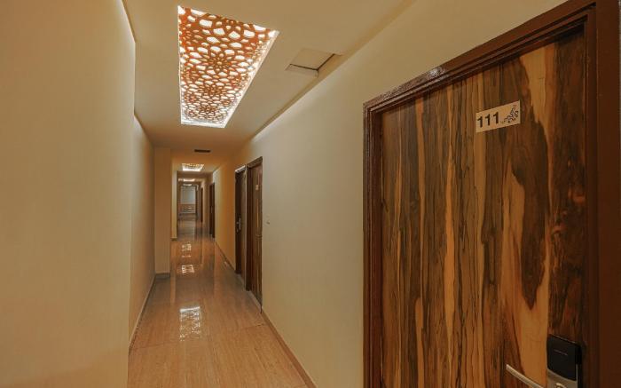 Hotel Sallow Grand