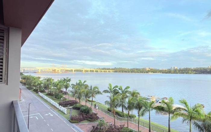 Magical Seaview Studio Unit at R&F Seine Region