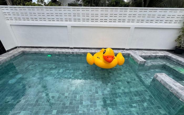 Pattaya Modern Pool Villa 200 m to Beach 