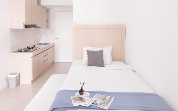 Relaxing Studio Urbantown Serpong By Travelio
