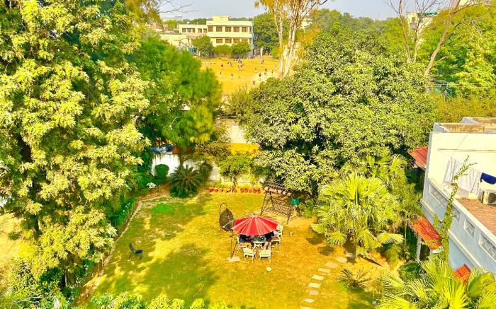 Grand Villa