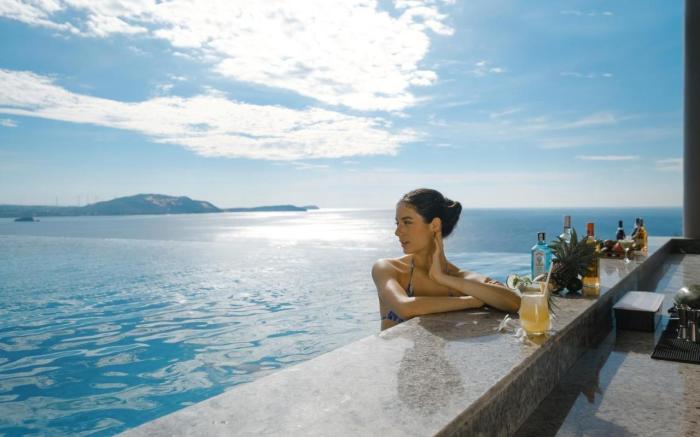 Continental Apec Mandala Hotels & Resorts