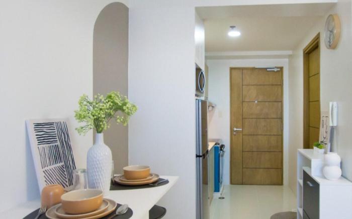 Casa - Vibrant City Center Studio @ Taft East Gate