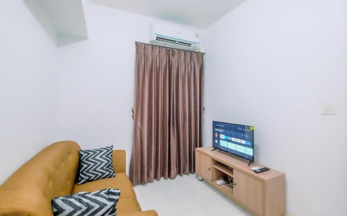 Comfort Stay 2BR Podomoro Golf ViewBy Travelio