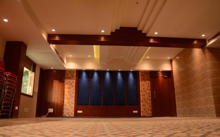 Hotel Srikrishna Paradise Airoli