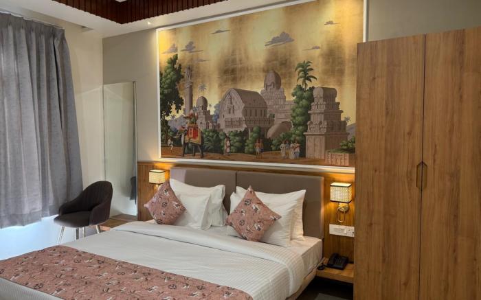 Hotel Aura By Arihant