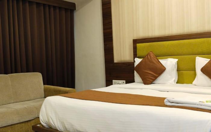 HOTEL ROYAL INN