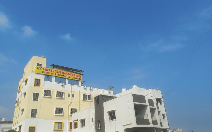 Hotel The Infinity Inn