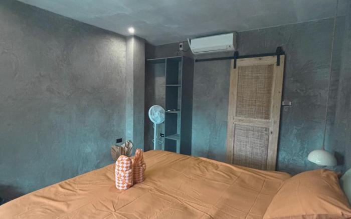 Coconut Home - Room 2