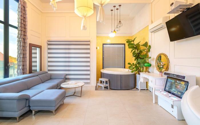 Gyeongju 20th Street Spa Pension