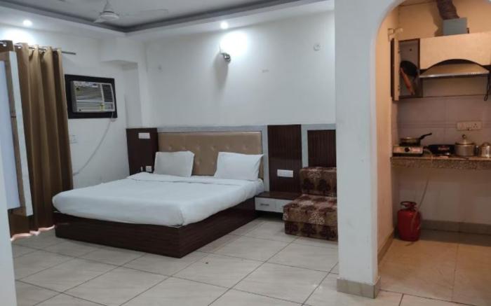 Goroomgo singh residency Gurugram