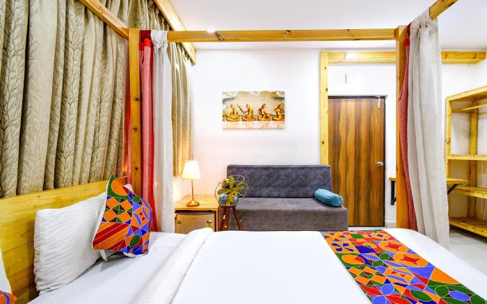 FabHotel DSR Hotel & Suites - Nr Hitech City Railway Station