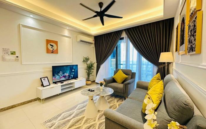 Scenic Seaview 2BR unit at R&F SeineRegion byAnju