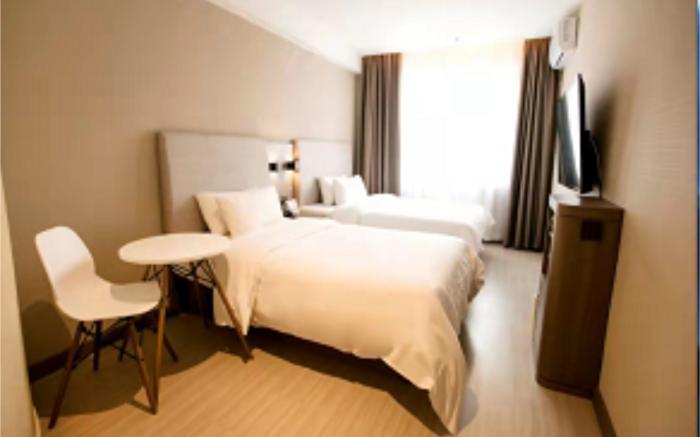 Hanting Hotel Beijing Daxing Zaoyuan Metro Station
