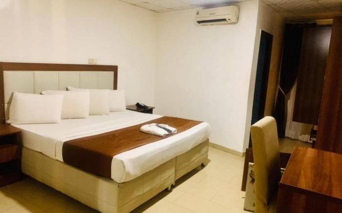 Presken Hotels Alade Avenue