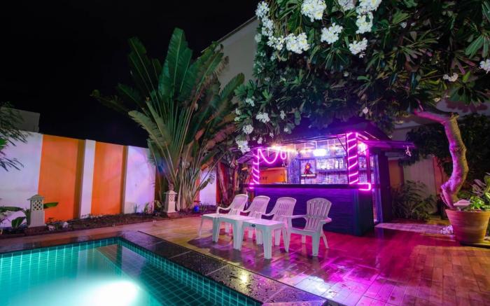 The Ace 6 Bedroom-6 Bathroom Villa In Pattaya