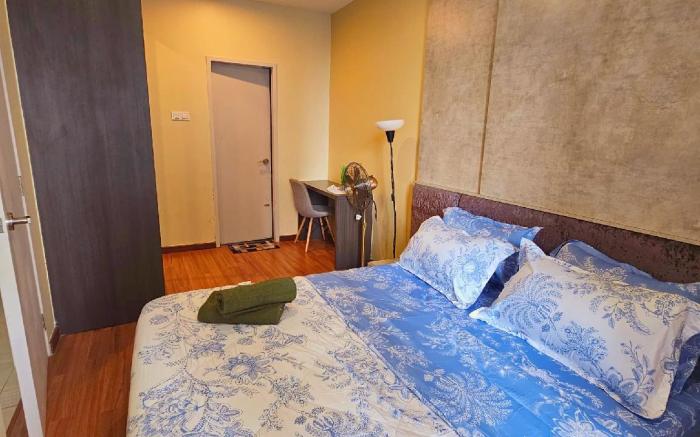 I-City I-Suite Two Room Free Park BASRI PROPERTI