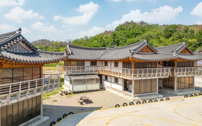 Gyeongju Aratteul Hanok  Pet Pension