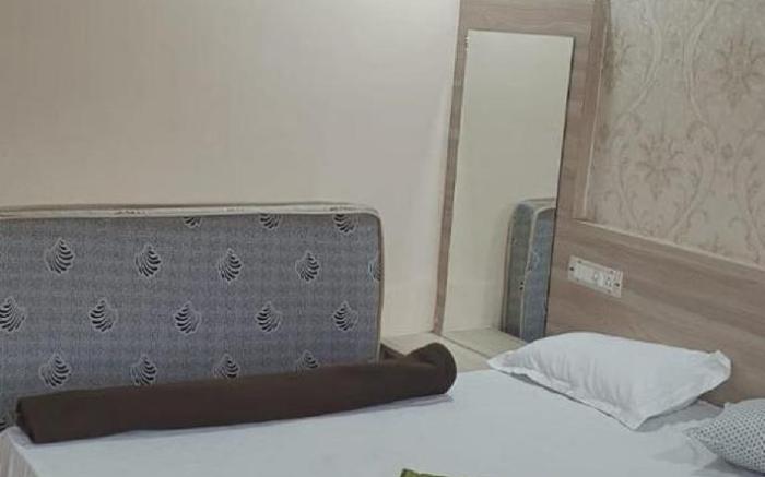 Raj Resort And Banquet Hall