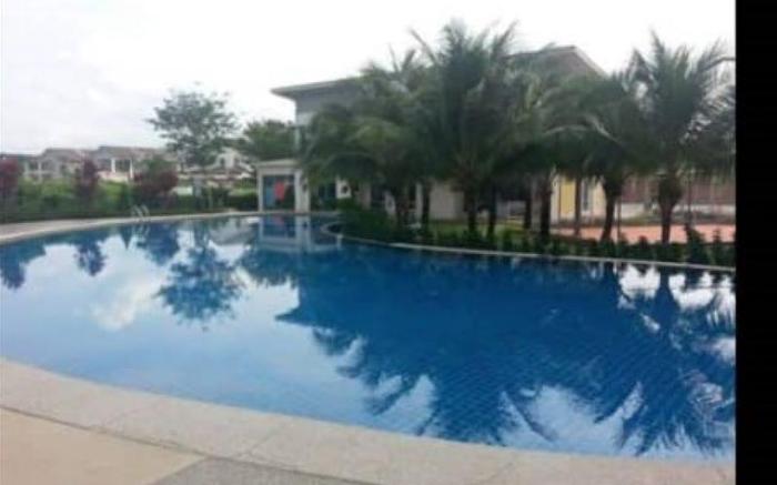 MIKAYLA HOMESTAY