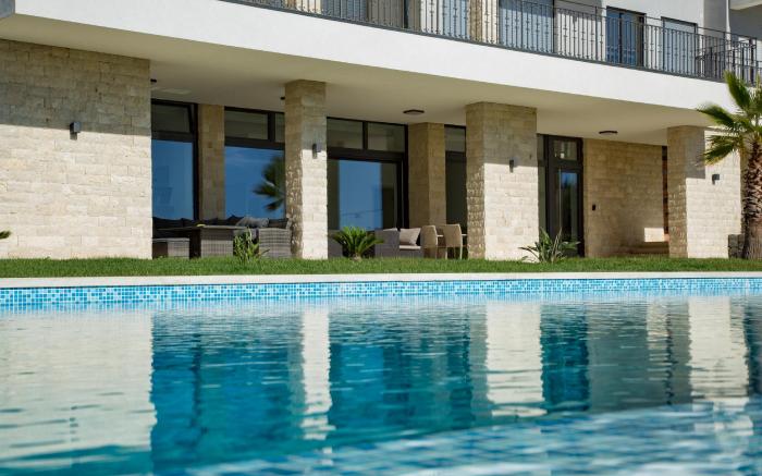 Villa Rita Pool & Spa