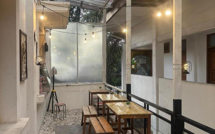 Yaemal Frances Hotel