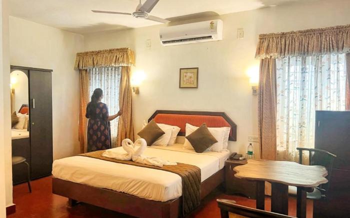 Mango Tree Inn