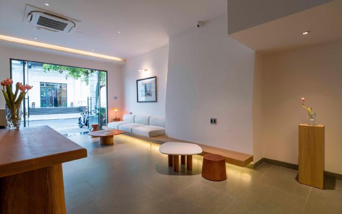 DP  HOTEL