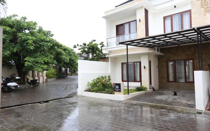 3BR Villa Location Strategic in Seminyak