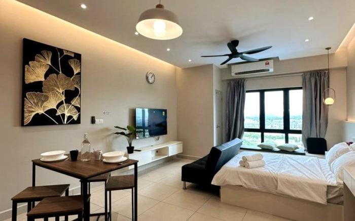 University Cyberjaya Studio 4 Pax