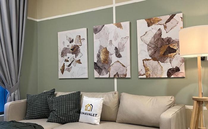 Matcha Haven 4BR @ Meta Residence | WiFi + Netflix