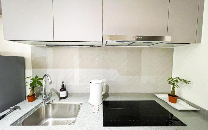 Luxury Penthouse near Solaire, City of Dreams