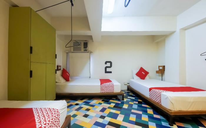 Junction Hostel, Poblacion Makati Avenue, Manila